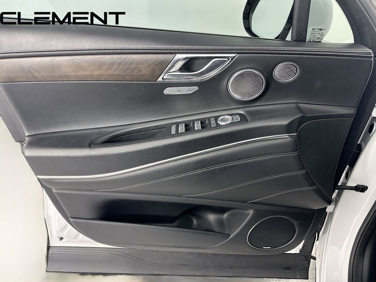 Used 2021 Genesis GV80 3.5T w/ Advanced Package 06 image 28