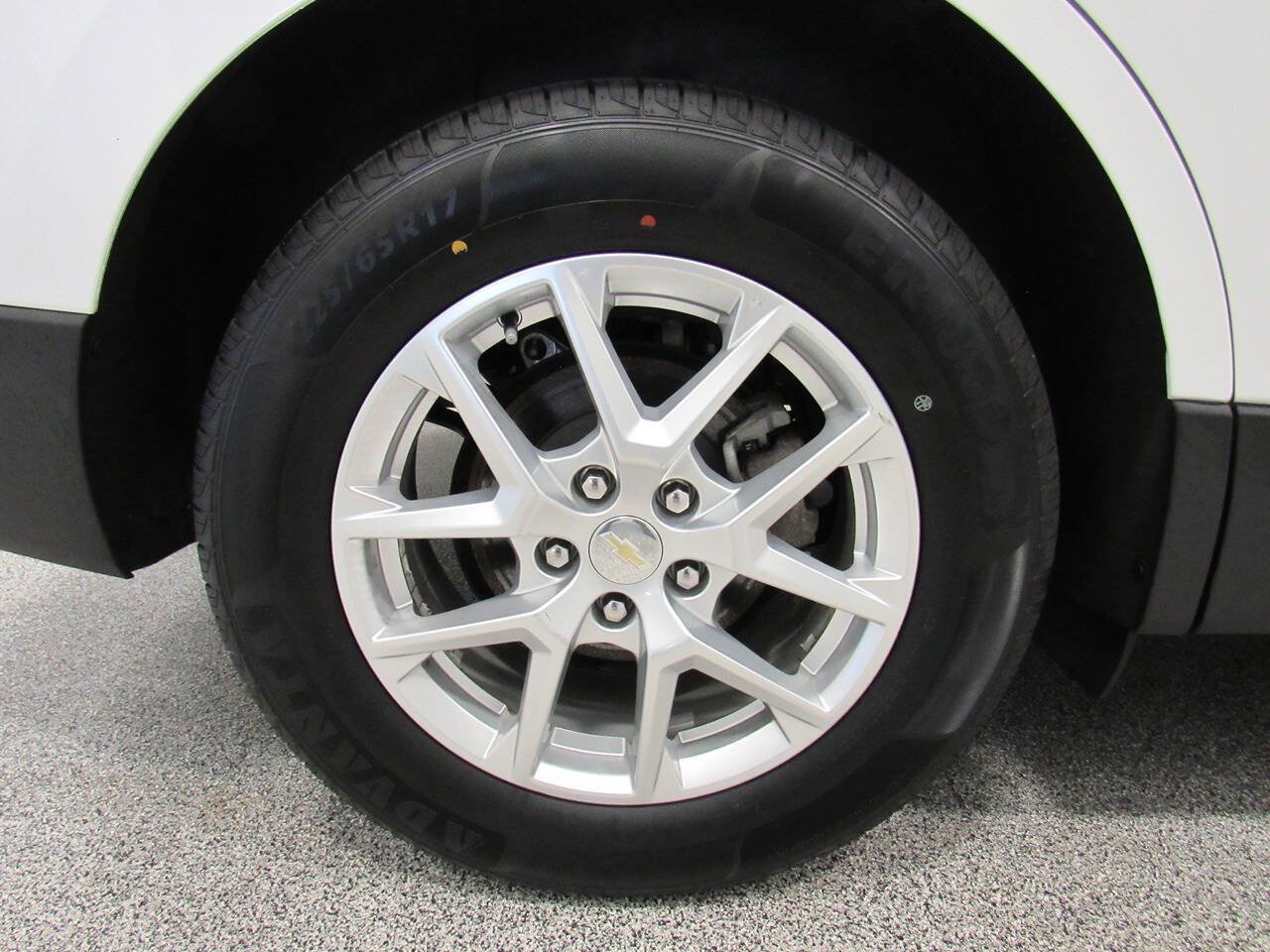 Used 2022 Chevrolet Equinox LS w/ LS Convenience Package AWD/4WD image 14
