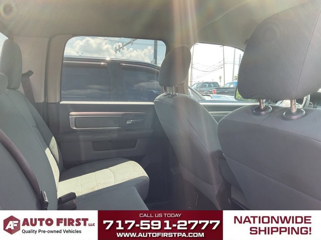 Used 2019 RAM 1500 Classic SLT AWD/4WD image 12