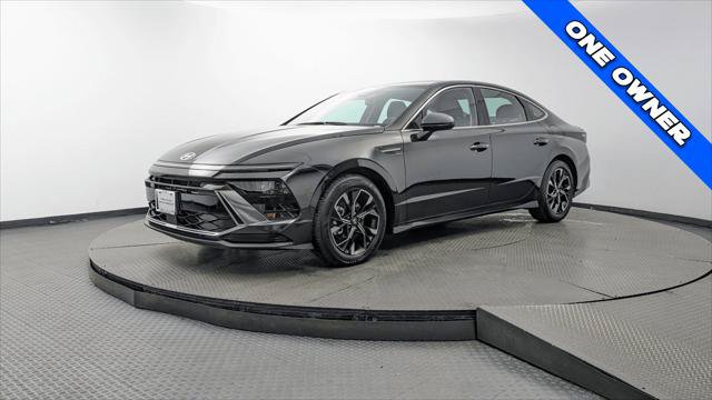 Used 2025 Hyundai Sonata SEL FWD image 2