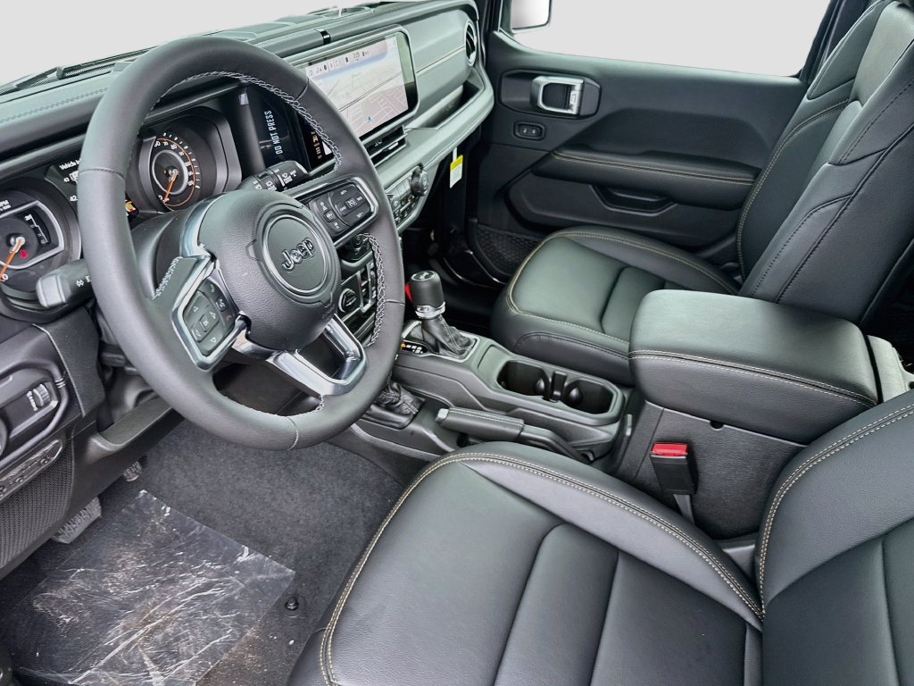 New 2027 Jeep Wrangler Unlimited Sahara AWD/4WD image 24