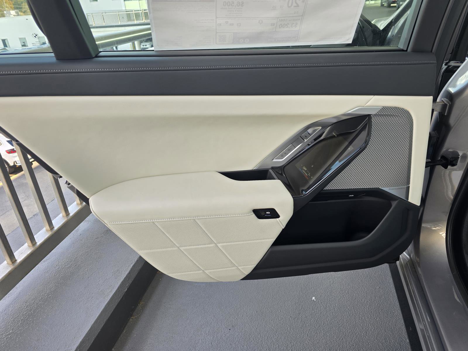 New 2025 BMW 760i xDrive image 11