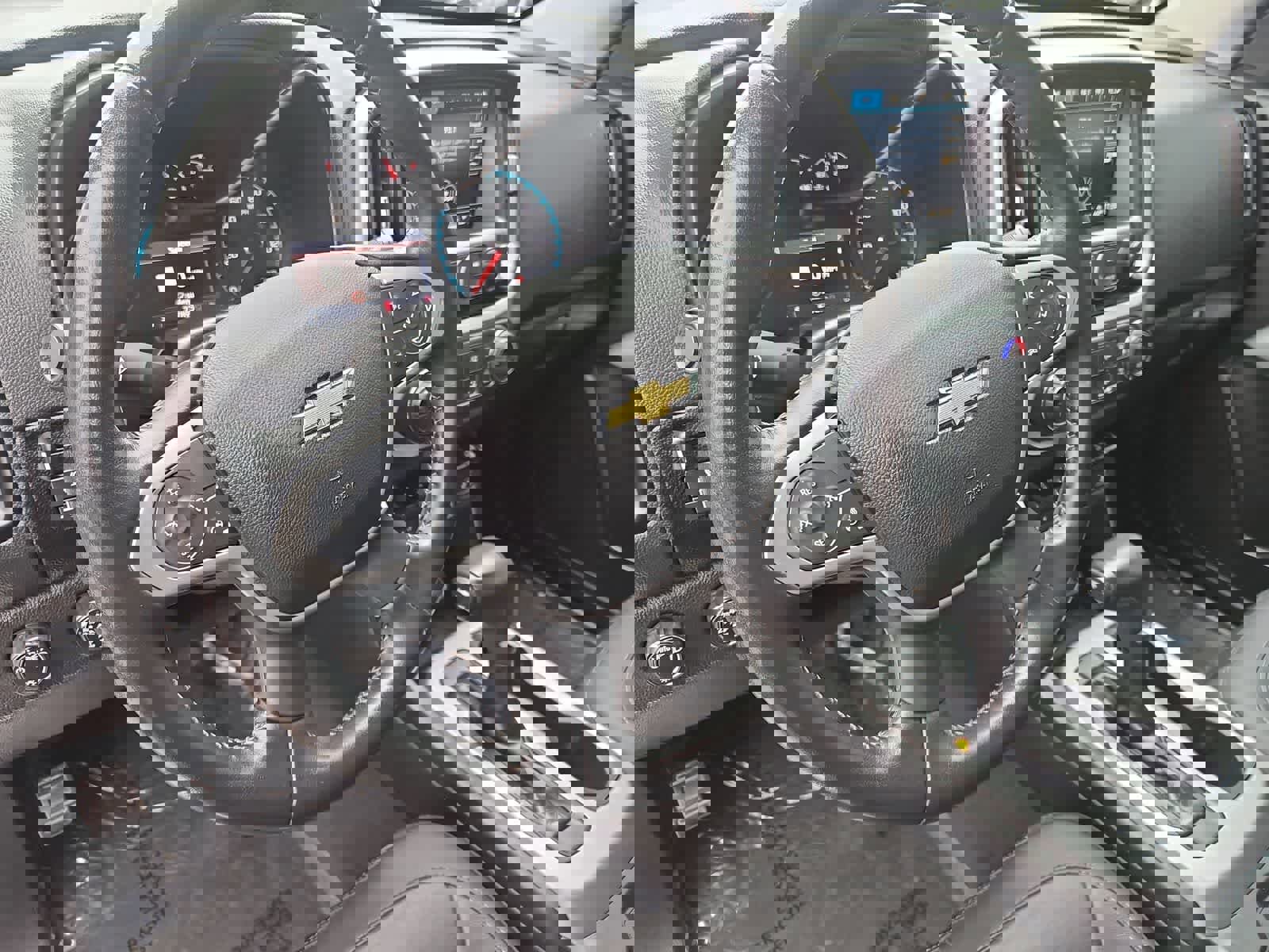 Used 2021 Chevrolet Colorado ZR2 image 11