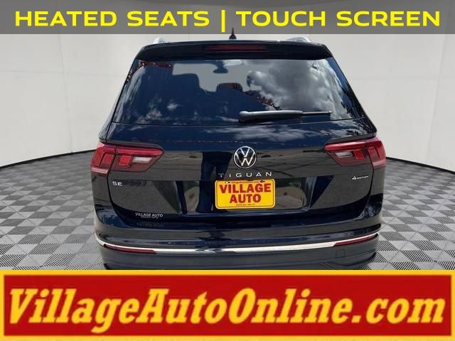 Used 2022 Volkswagen Tiguan SE w/ Panoramic Sunroof Package AWD/4WD image 3