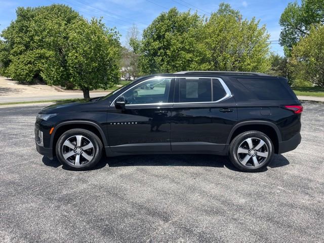 Used 2023 Chevrolet Traverse LT w/ LT Premium Package FWD image 8