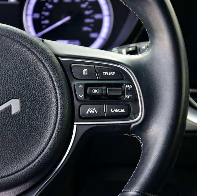 Certified 2022 Kia Niro LXS image 15