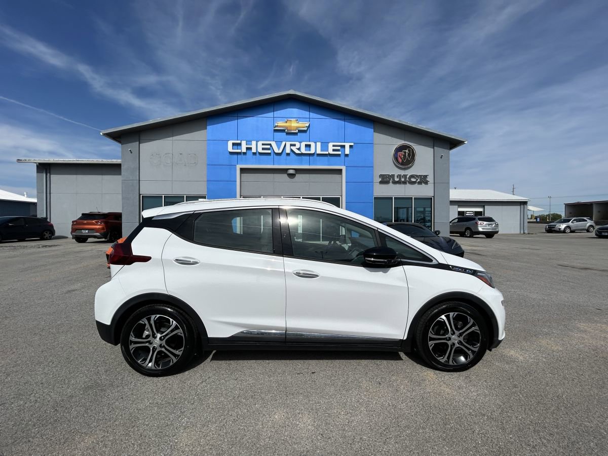 Used 2018 Chevrolet Bolt Premier w/ Driver Confidence II Package FWD image 3