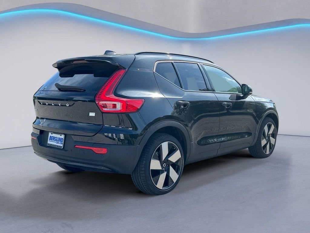 New 2024 Volvo XC40 Recharge Plus w/ Protection Package Premier image 4