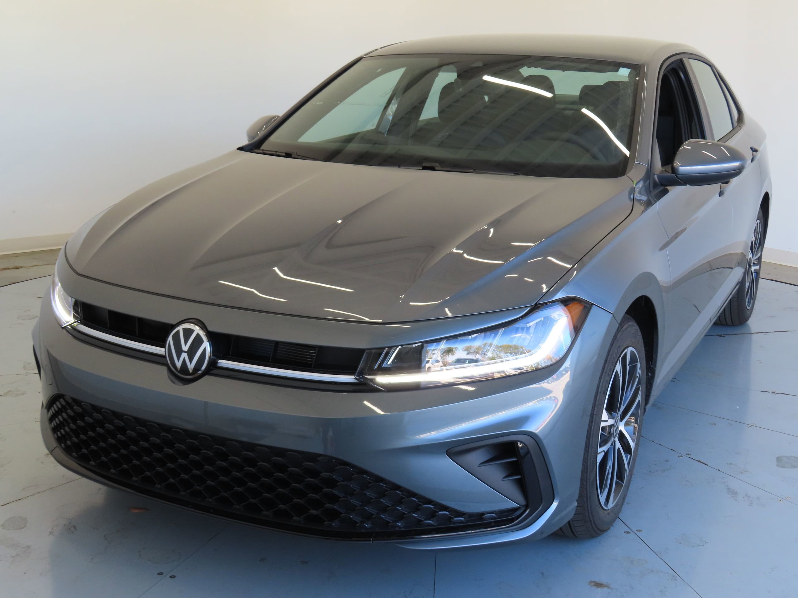 New 2026 Volkswagen Jetta Sport FWD image 7