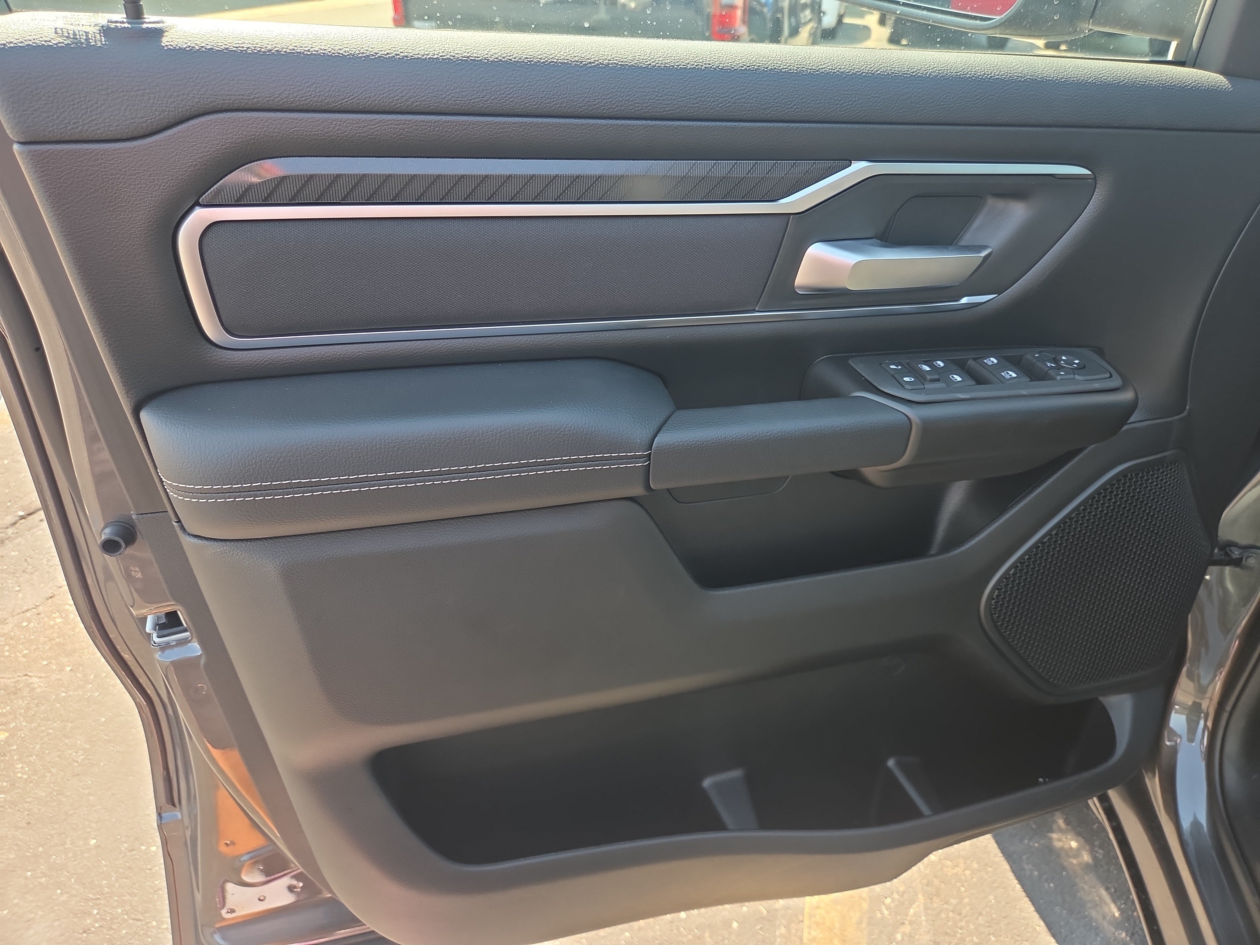 New 2026 RAM 1500 Big Horn w/ Back Country Package AWD/4WD image 5