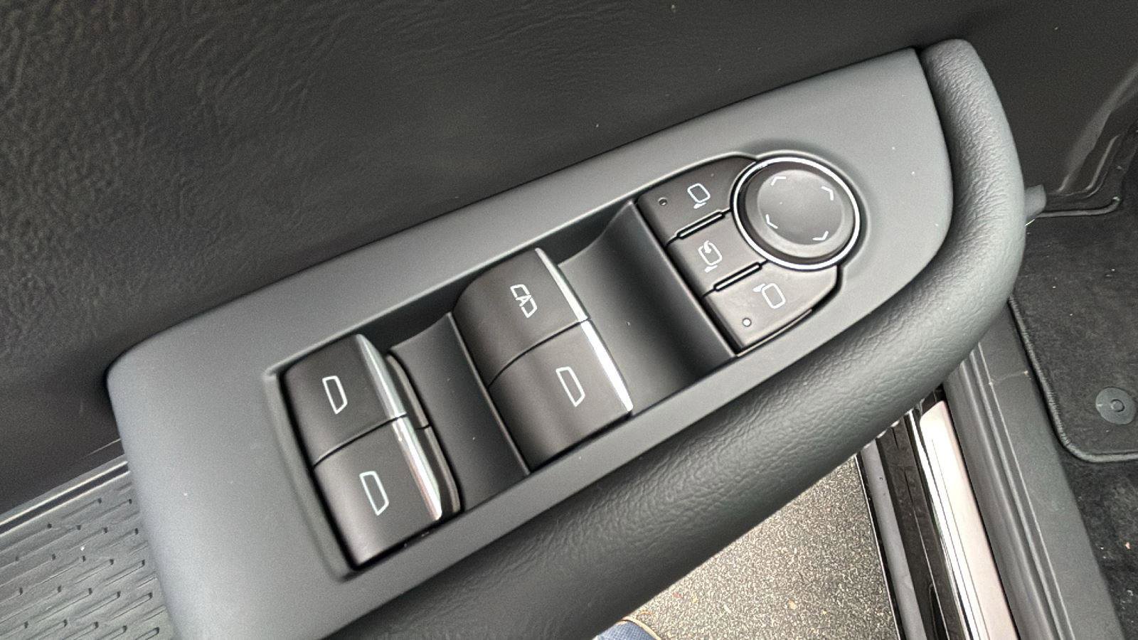 New 2026 Buick Enclave Sport Touring w/ Power Package image 11