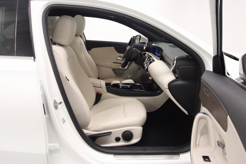 Certified 2022 Mercedes-Benz A 220 4MATIC image 21