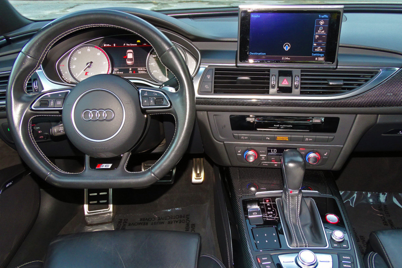 Used 2018 Audi S6 Premium Plus image 32