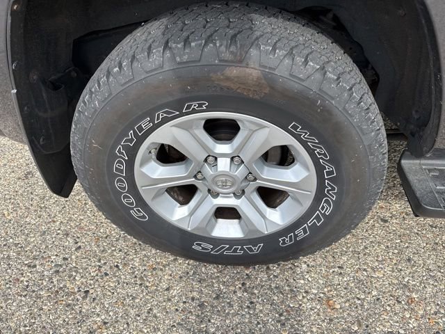 Used 2016 Toyota 4Runner SR5 Premium AWD/4WD image 6