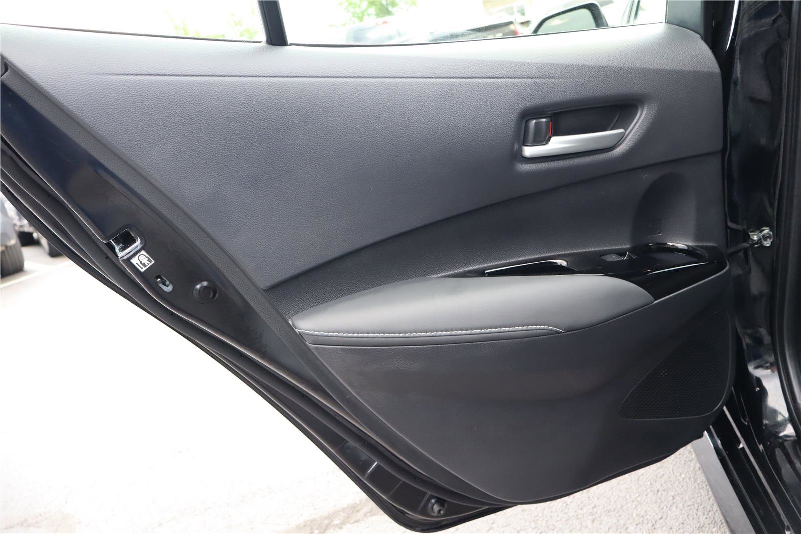 Used 2024 Toyota Corolla SE FWD image 23