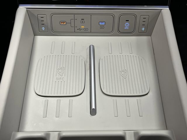 Used 2025 Hyundai Santa Fe Calligraphy image 26