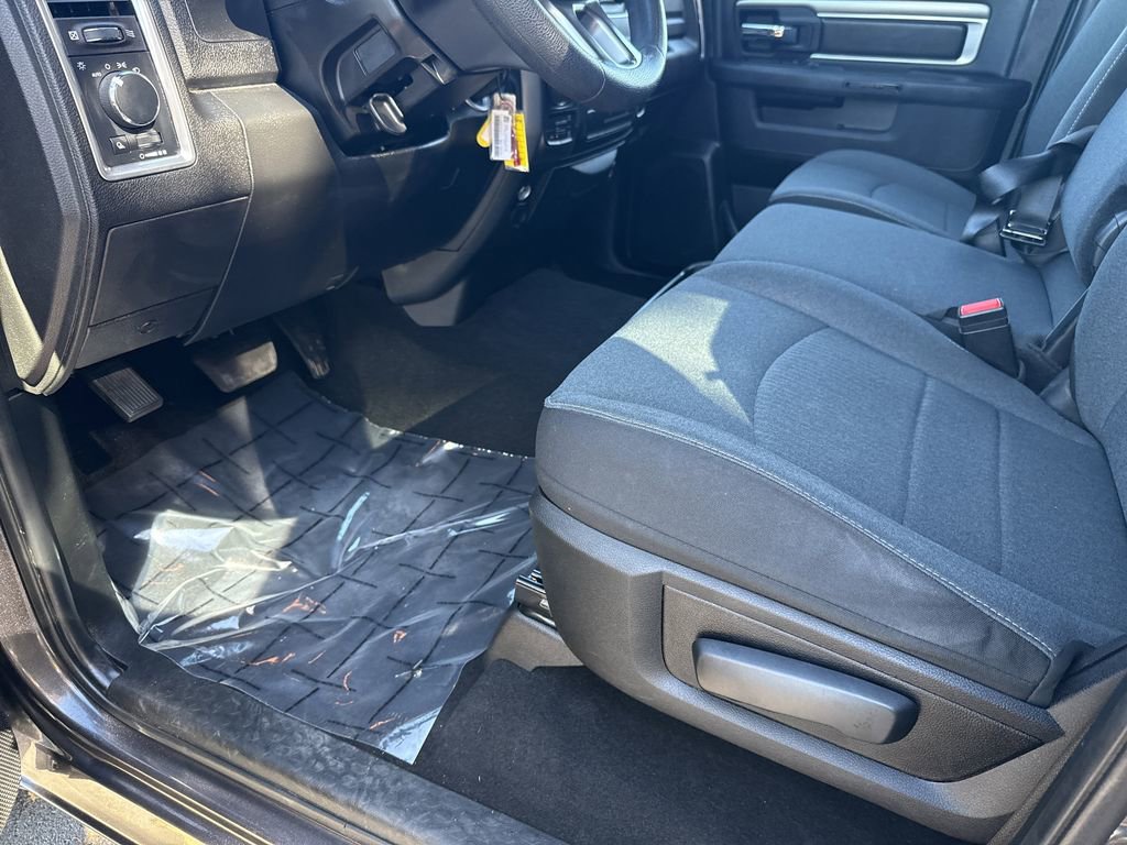 Used 2024 RAM 1500 Classic Warlock image 22