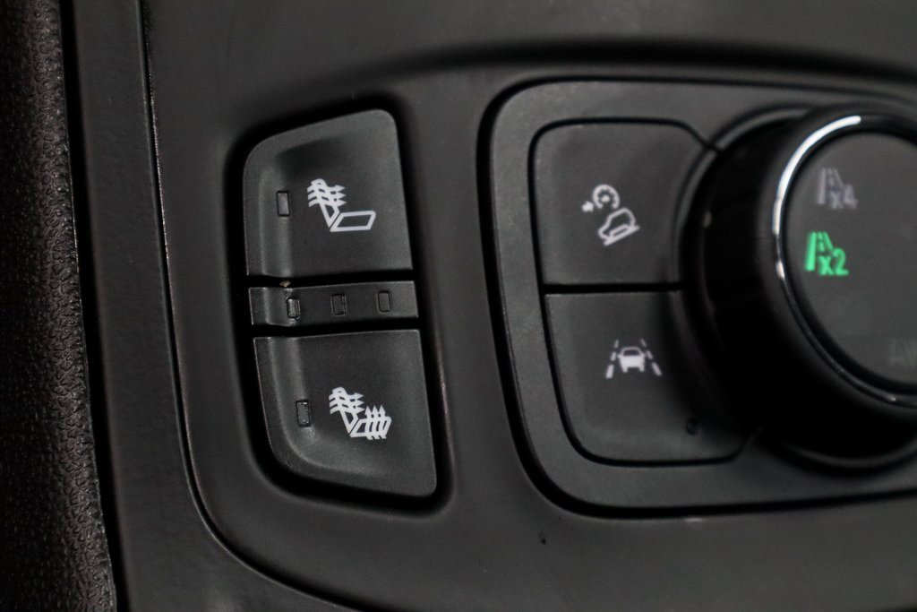 Used 2024 GMC Terrain SLT image 4