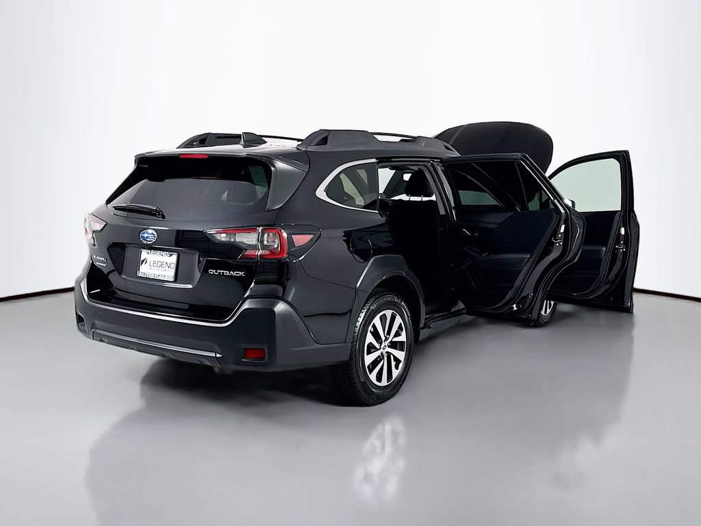 Used 2023 Subaru Outback Premium image 25