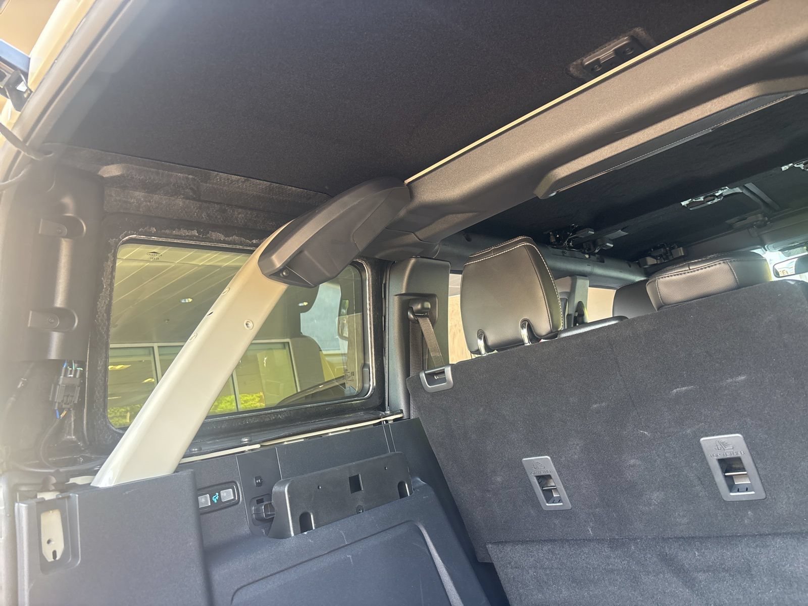 Used 2025 Ford Bronco Outer Banks AWD/4WD image 37