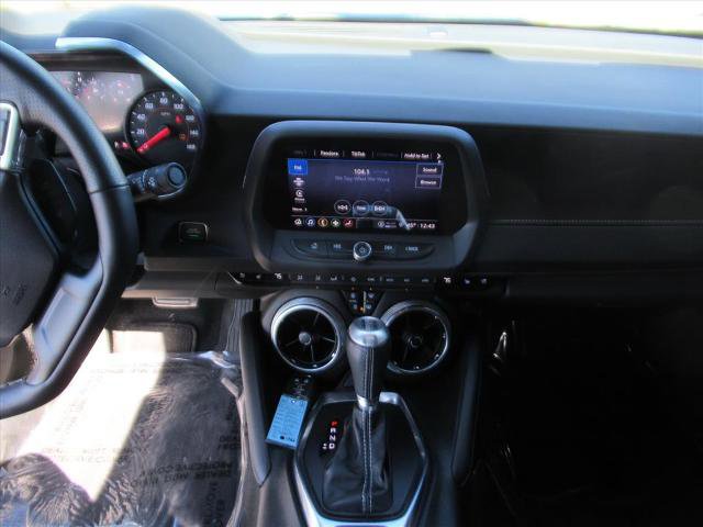 Certified 2024 Chevrolet Camaro LT image 21