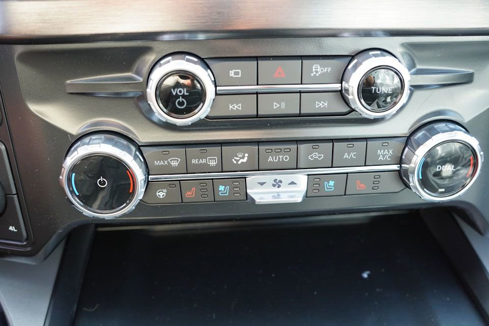 New 2026 Ford F350 Lariat w/ Lariat Ultimate Package image 16