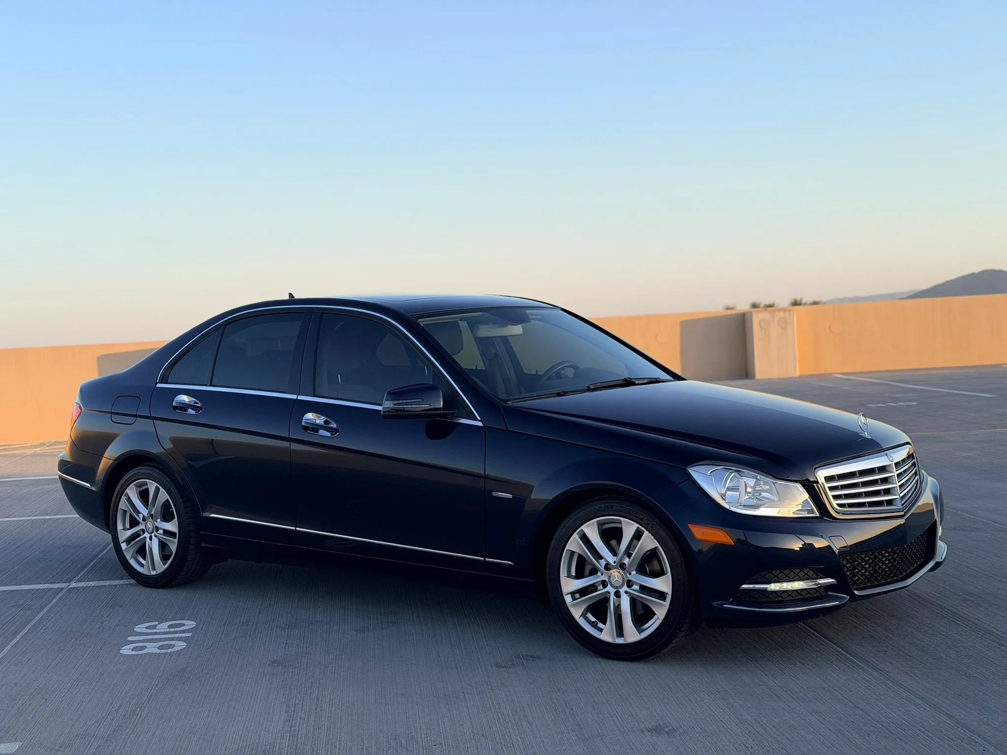 Used 2012 Mercedes-Benz C 250 Sedan image 7