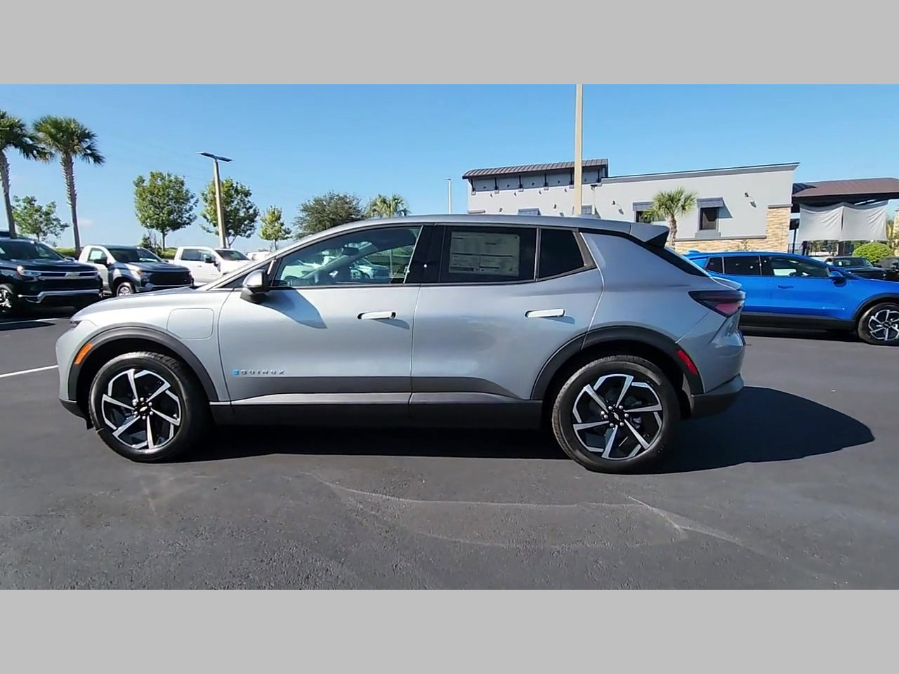 New 2026 Chevrolet Equinox EV LT w/ Comfort Package AWD/4WD image 20