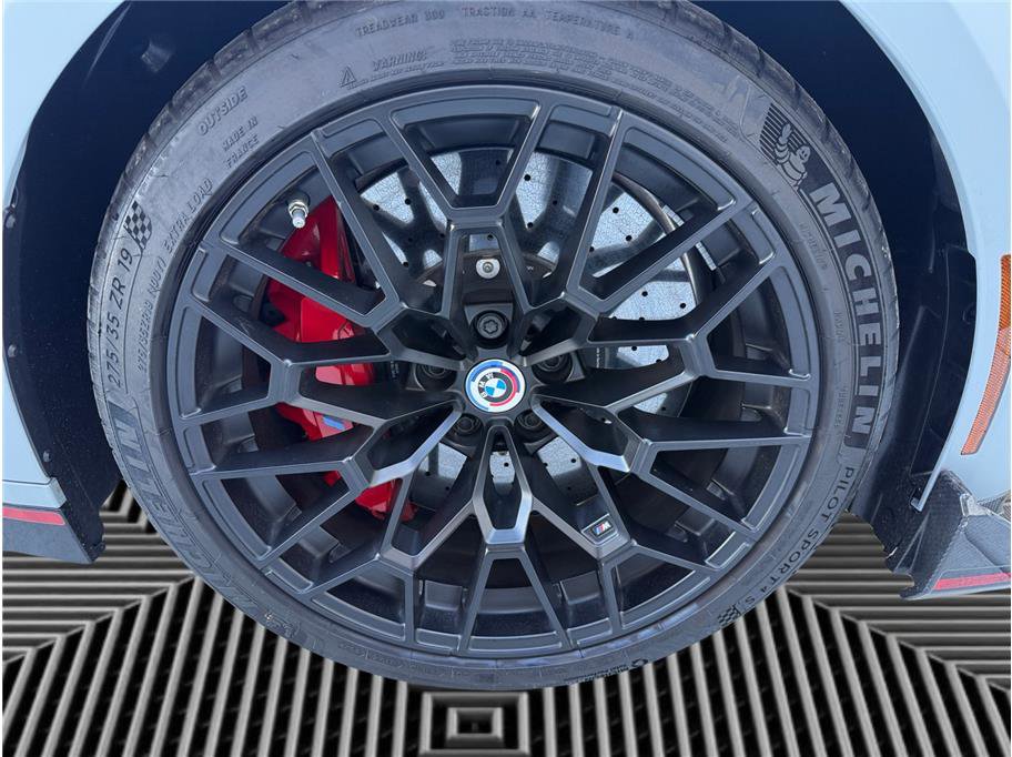 Used 2023 BMW M4 CSL image 14
