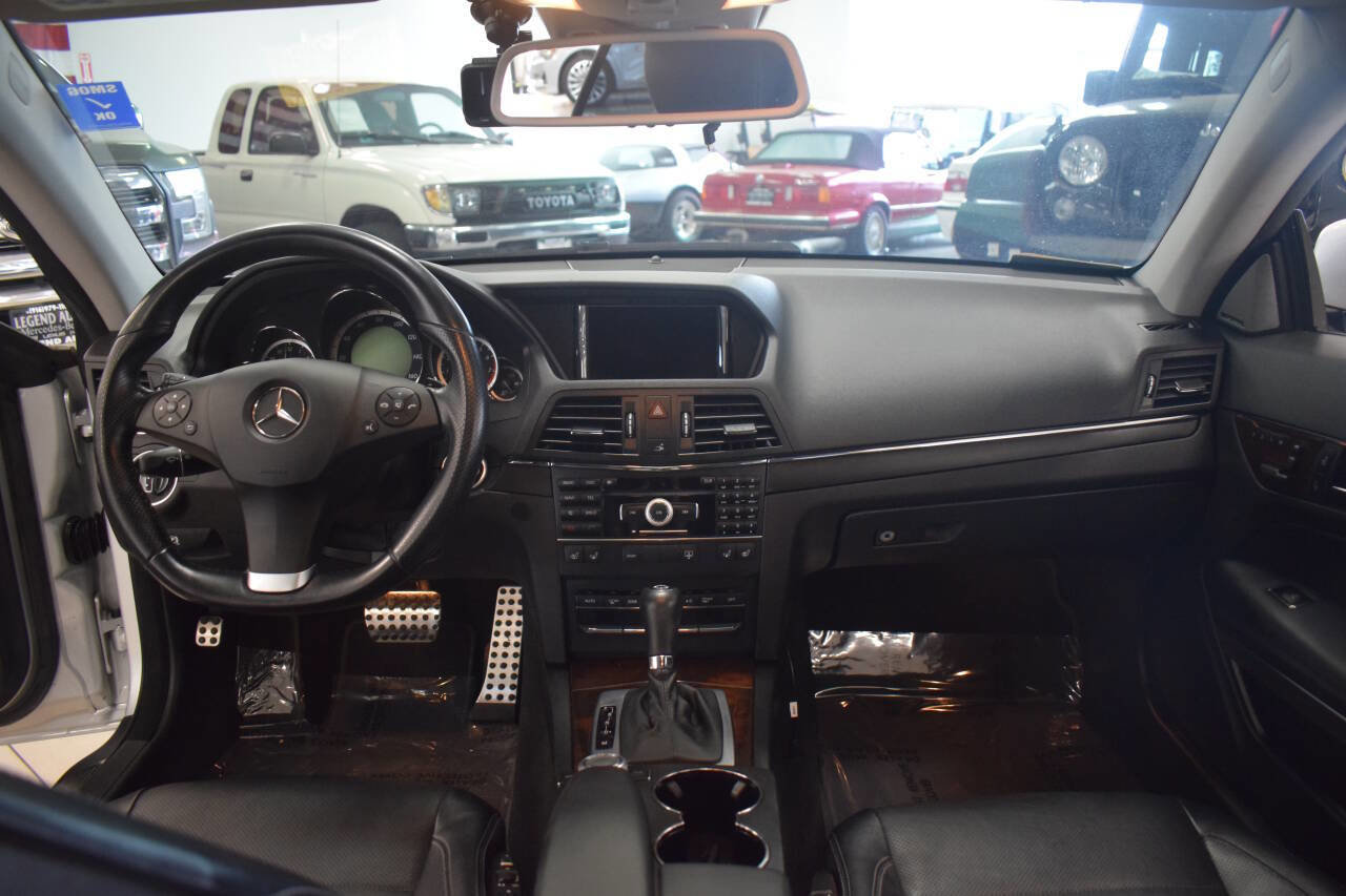 Used 2011 Mercedes-Benz E 550 Coupe image 35