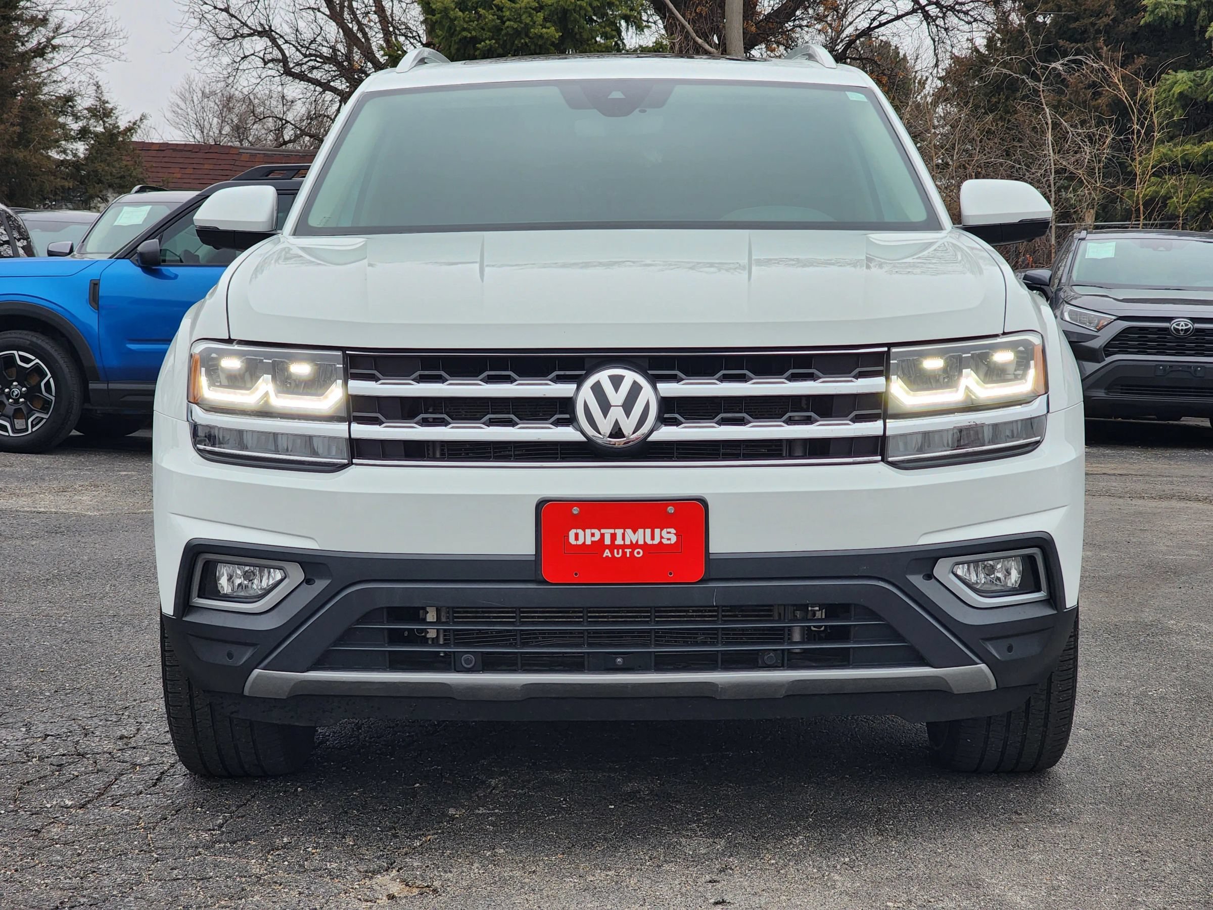 Used 2019 Volkswagen Atlas SEL Premium AWD/4WD image 2