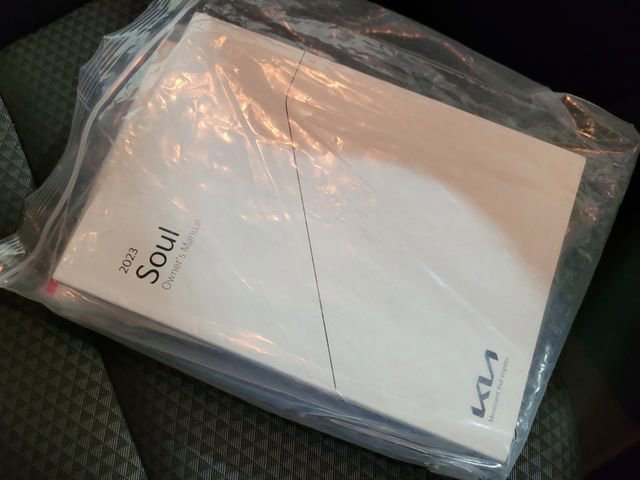 Used 2023 Kia Soul LX w/ LX Technology Package image 46