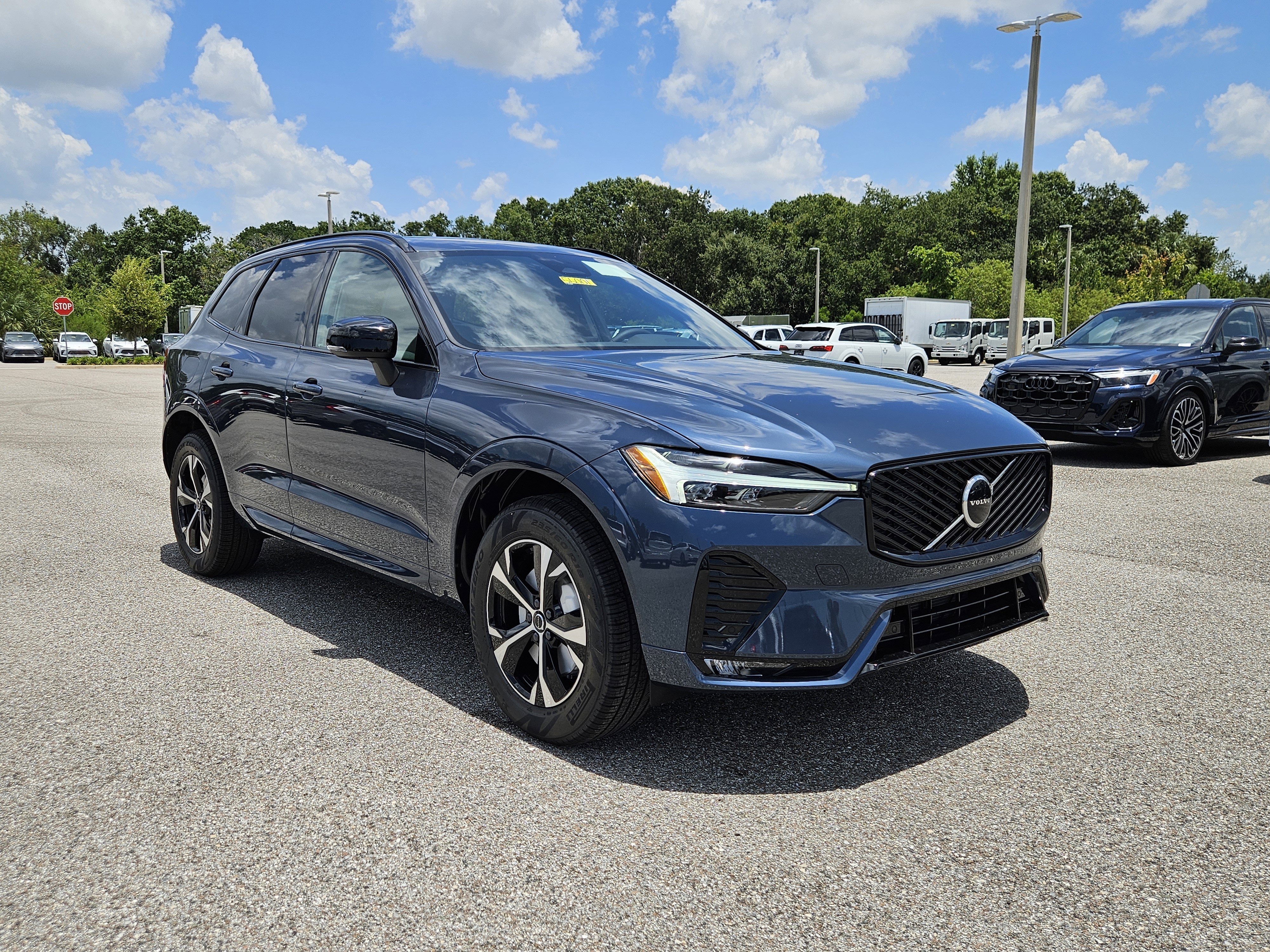New 2026 Volvo XC60 B5 Core