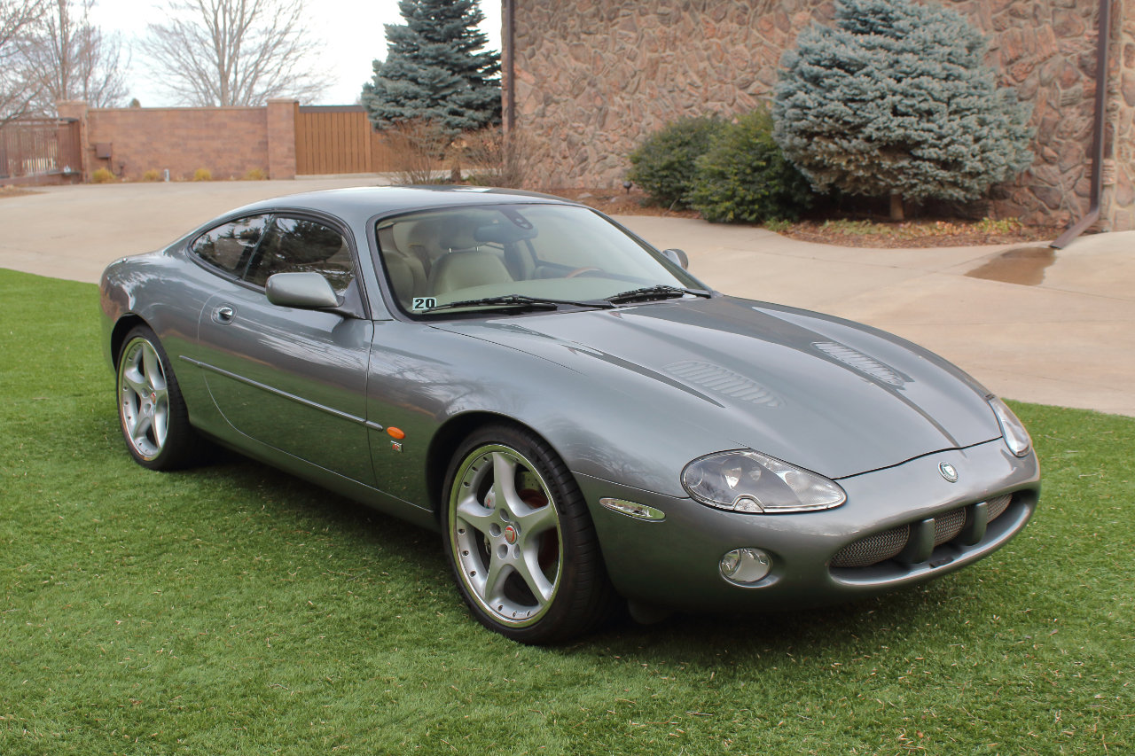 Used 2003 Jaguar XK8 Coupe image 8