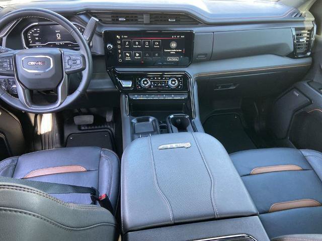 Used 2024 GMC Sierra 2500 AT4 w/ AT4 Preferred Package image 17