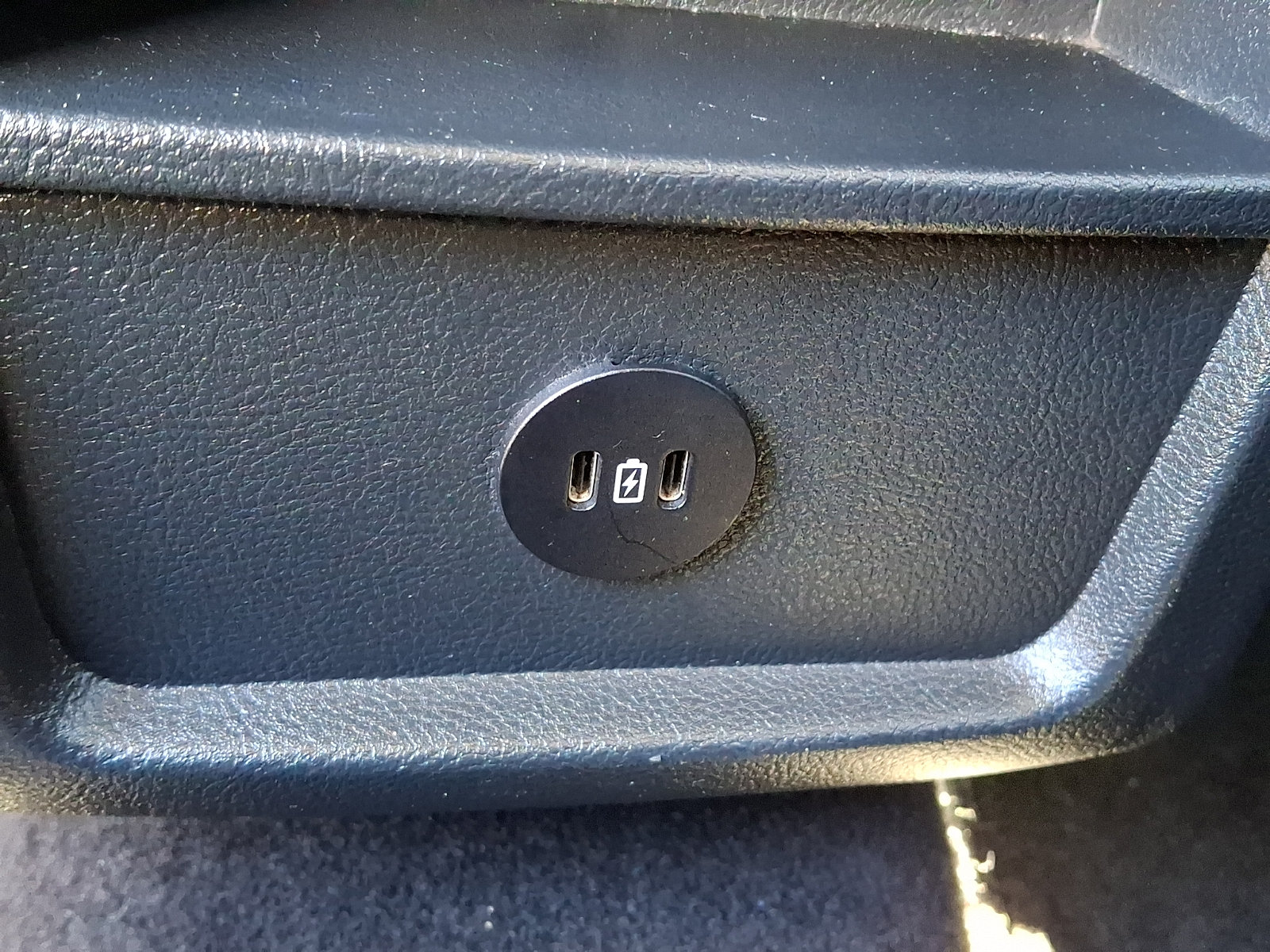 Used 2024 Ford Edge SEL AWD/4WD image 11