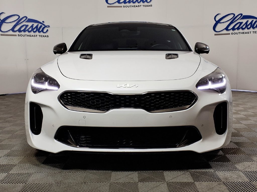 Used 2022 Kia Stinger GT2 AWD/4WD image 3