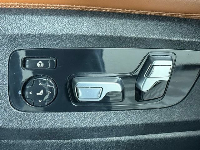 Used 2022 BMW X5 M50i w/ Executive Package AWD/4WD image 25