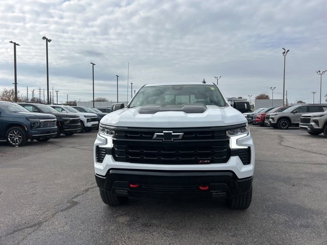 Used 2025 Chevrolet Silverado 1500 LT Trail Boss w/ Convenience Package II image 8