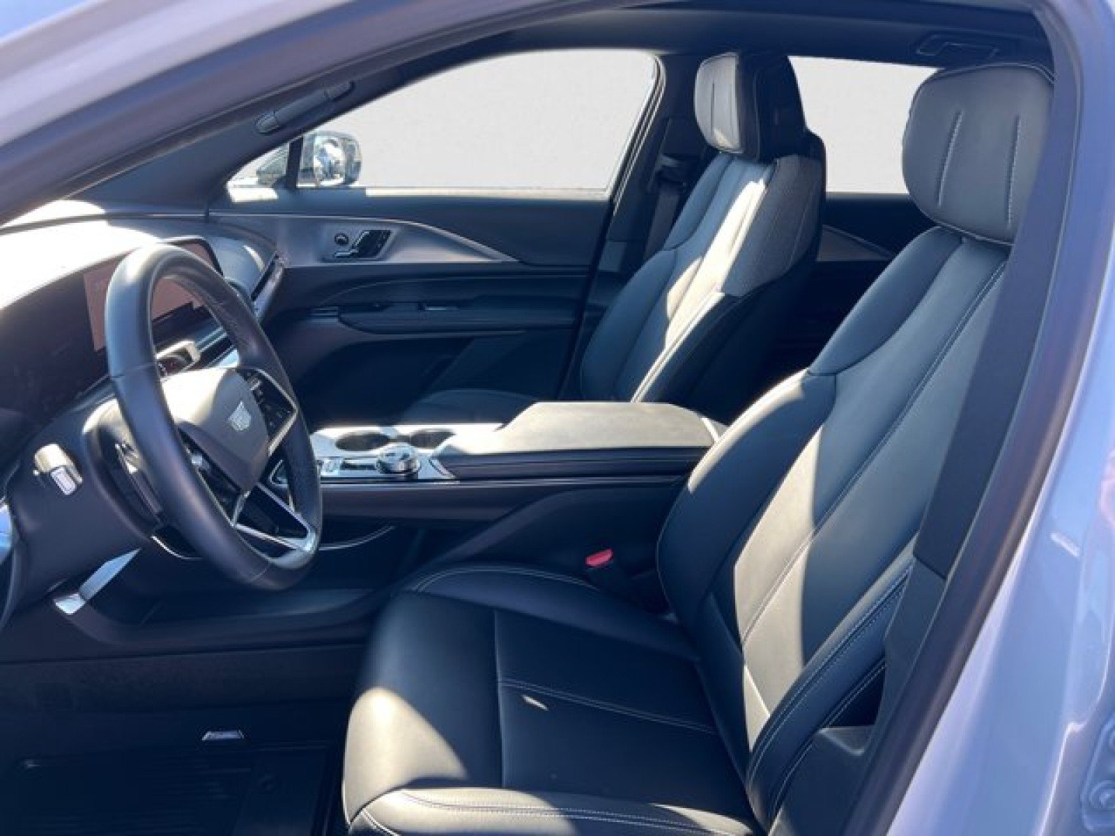 Used 2024 Cadillac Lyriq Tech w/ Driver Assist Package RWD image 10