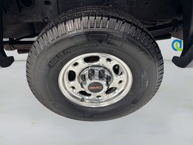 Used 2010 GMC Sierra 2500 SLE w/ SLE Preferred Package image 17