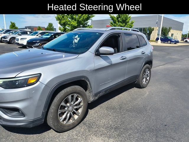 Used 2019 Jeep Cherokee Latitude Plus w/ Cold Weather Group AWD/4WD image 8