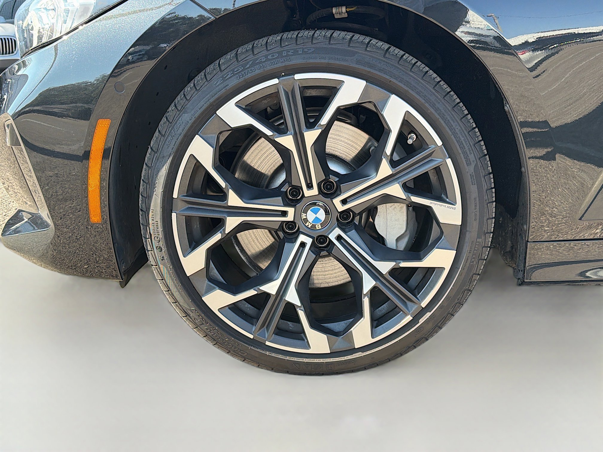 Used 2025 BMW 330i Sedan image 43