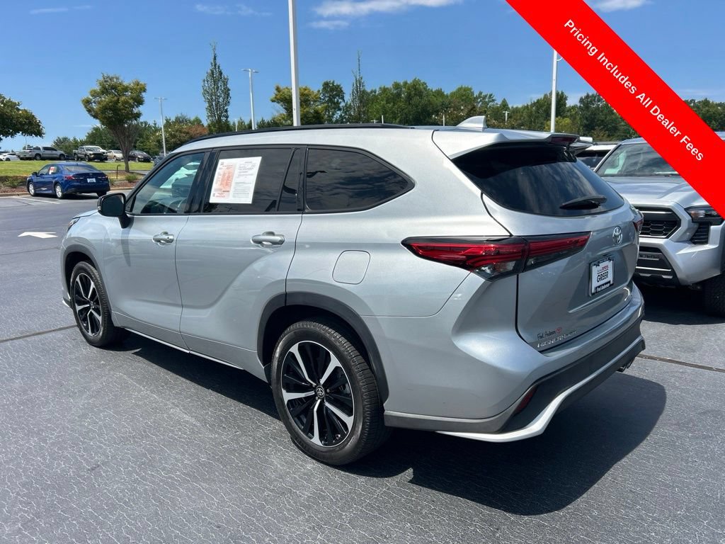 Used 2022 Toyota Highlander XSE FWD image 20