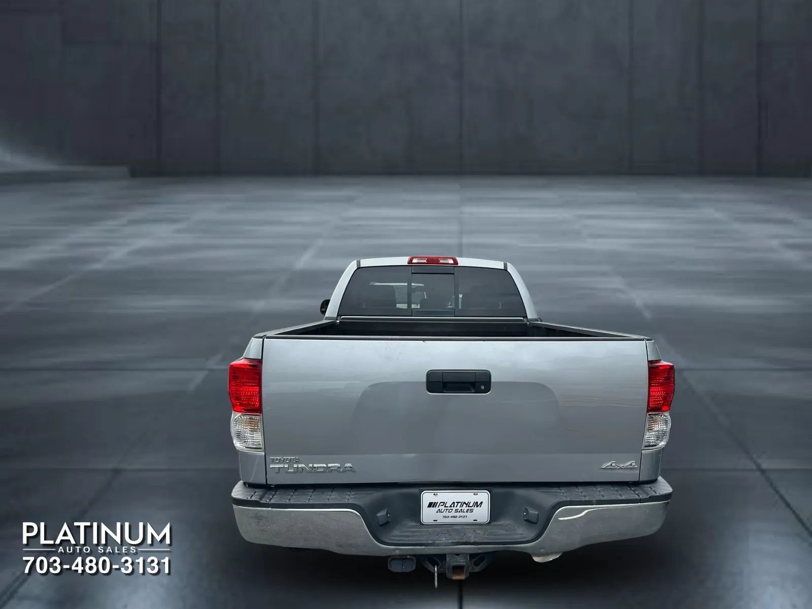Used 2011 Toyota Tundra 4x4 Double Cab w/ TRD Off-Road Pkg image 8