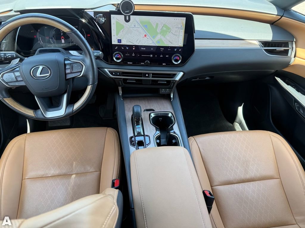 Used 2024 Lexus RX 350 w/ Convenience Package image 27