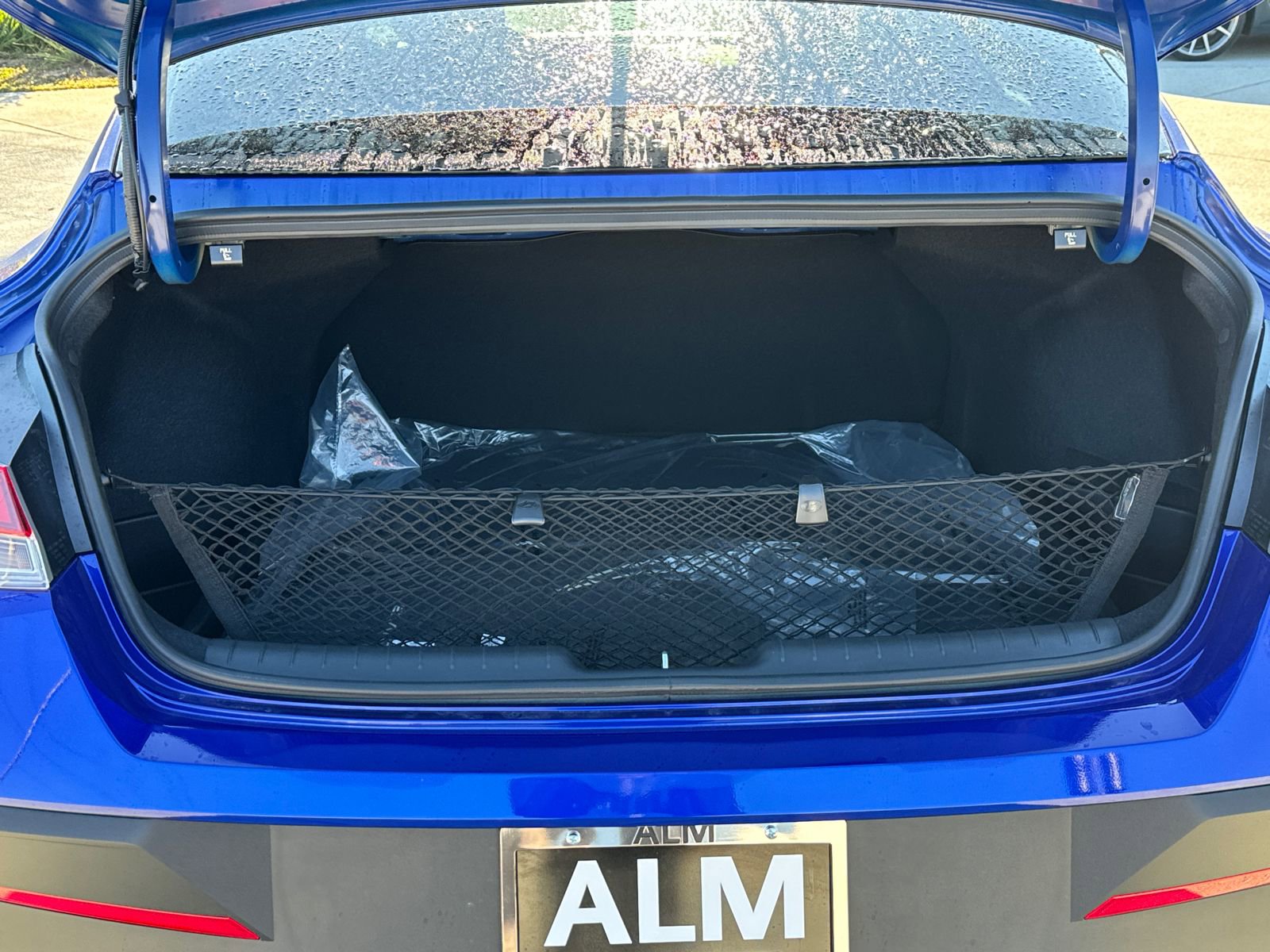 Certified 2025 Hyundai Elantra Sport image 18