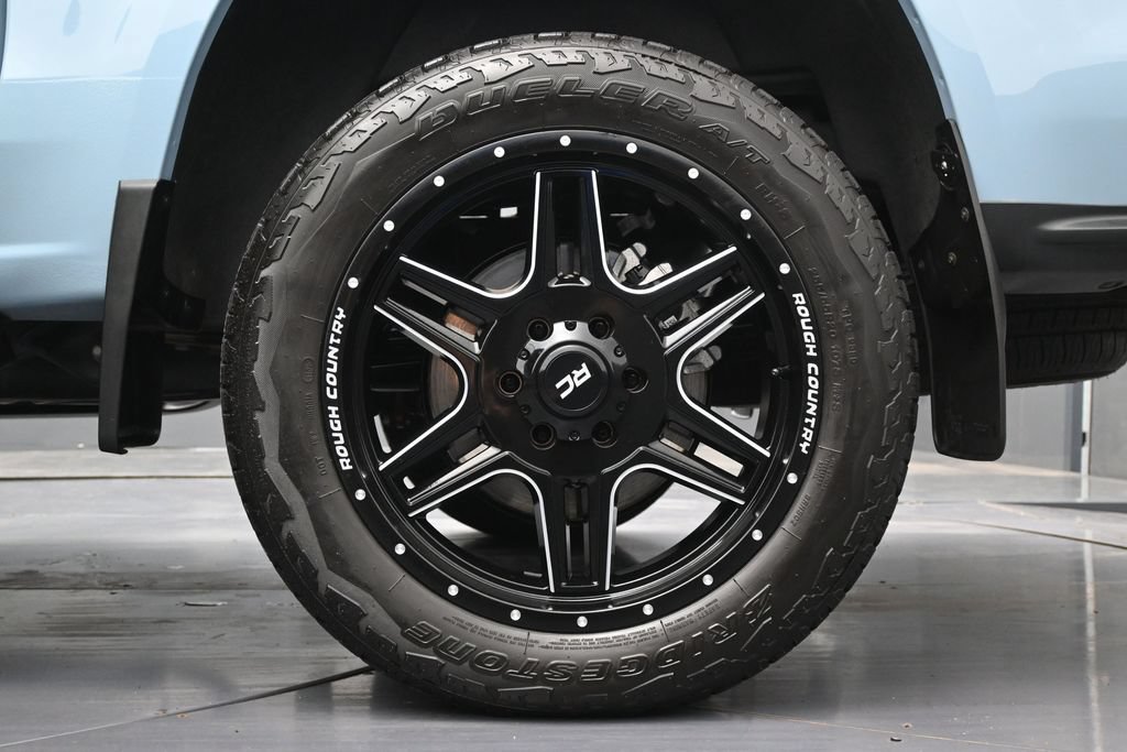 Used 2025 Chevrolet Colorado Z71 w/ Technology Package AWD/4WD image 14