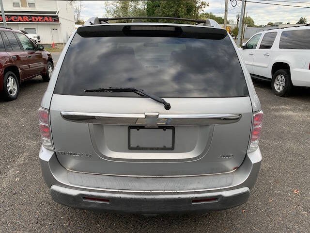 Used 2005 Chevrolet Equinox LT w/ Preferred Equipment Group AWD/4WD image 14