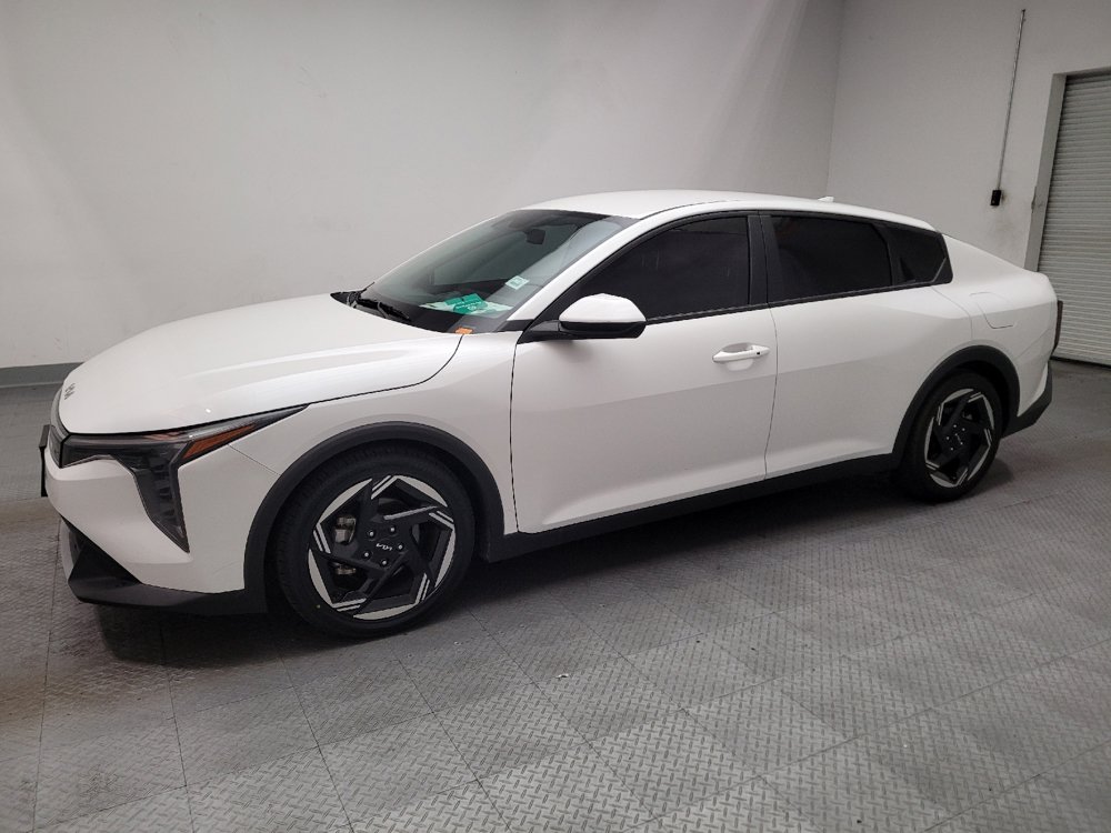 Used 2025 Kia K4 EX FWD image 2
